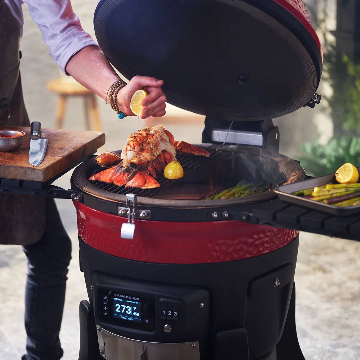 Konnected Joe™ Digital Charcoal Grill and Smoker 18"