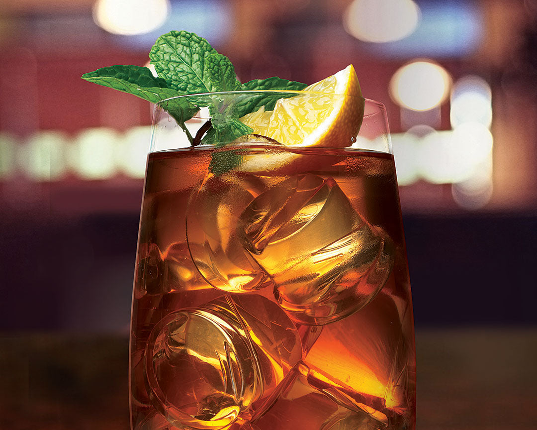 Maquina de Hielo Brilliance™ Under-Counter Gourmet Clear Ice Machine 65 lb