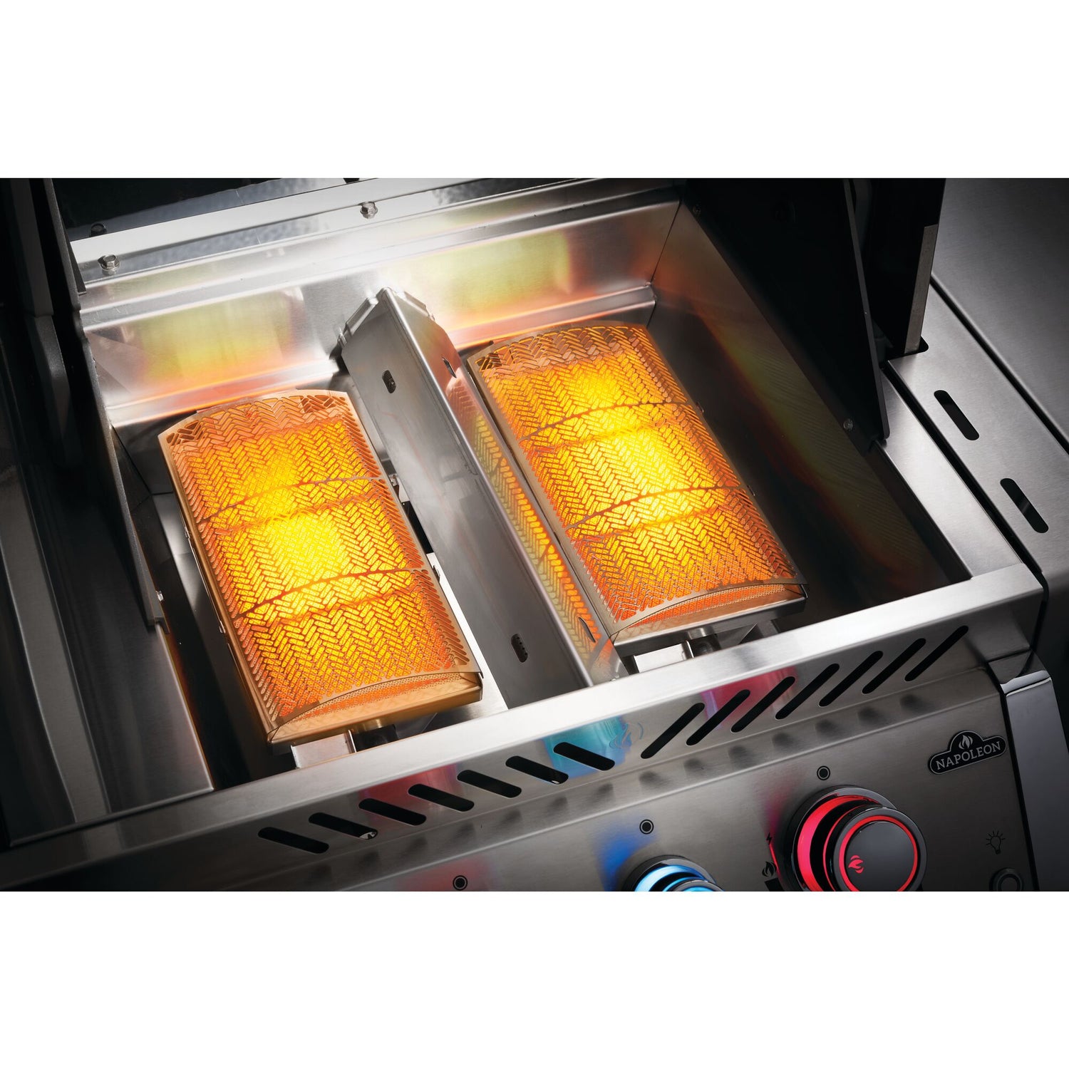 Prestige Pro™ 825 RSIB Gas Natural con quemador lateral de potencia, quemadores inferiores y traseros infrarrojos