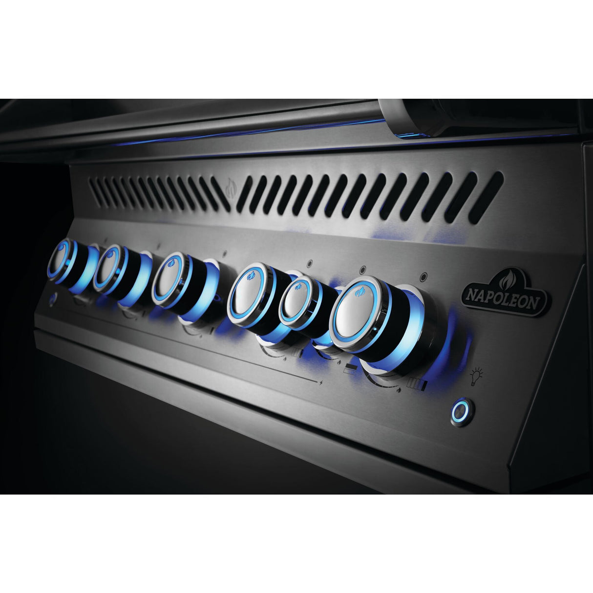 Serie 700 32" Gas Natural RB Integrada con quemador trasero infrarrojo