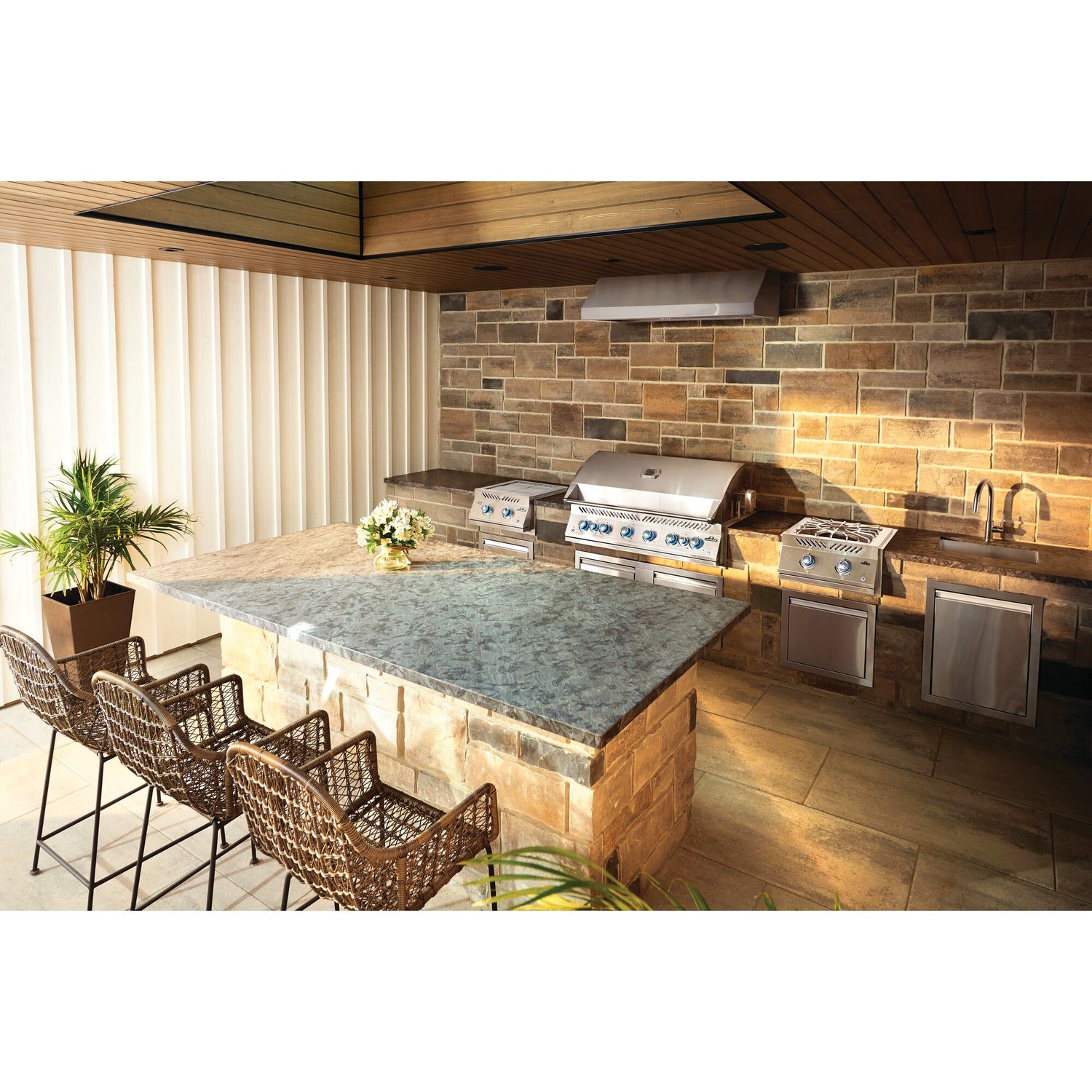 Serie 700 44" RB Integrada con quemadores traseros infrarrojos duales